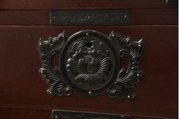中古　美品　二本松工藝館　田中家具　重厚感ある佇まいが魅力的な収納箪笥(サイドボード、和タンス、整理箪笥、引き出し)(R-059191)