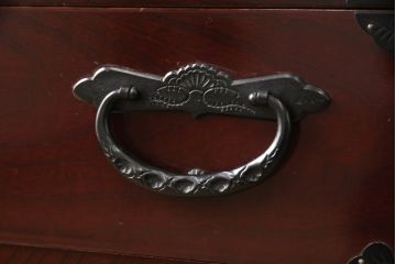 中古　美品　二本松工藝館　田中家具　重厚感ある佇まいが魅力的な収納箪笥(サイドボード、和タンス、整理箪笥、引き出し)(R-059191)
