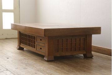 中古　美品　総欅(ケヤキ)材　和の趣あふれる佇まいが魅力的! 分厚い天板の囲炉裏テーブル(座卓、ローテーブル、木製火鉢)(R-059201)