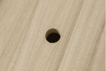 中古　美品　総欅(ケヤキ)材　和の趣あふれる佇まいが魅力的! 分厚い天板の囲炉裏テーブル(座卓、ローテーブル、木製火鉢)(R-059201)