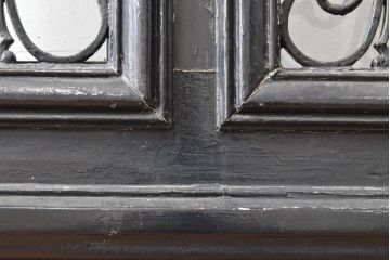 アンティーク建具　フランスアンティーク　お洒落なアクセントになるロートアイアンフェンス入りのドア1枚(扉、木製ドア、玄関ドア、建具)(R-059205)