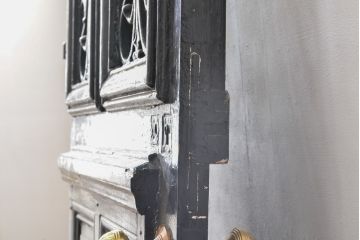 アンティーク建具　フランスアンティーク　お洒落なアクセントになるロートアイアンフェンス入りのドア1枚(扉、木製ドア、玄関ドア、建具)(R-059205)