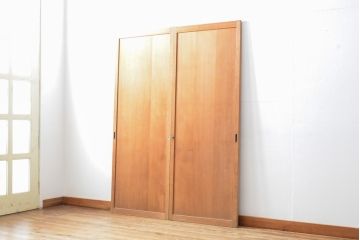 アンティーク建具　杉材　美しい柾目が目を引く板戸2枚セット(引き戸、建具)(R-059209)