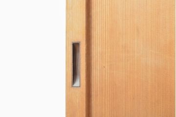 アンティーク建具　杉材　美しい柾目が目を引く板戸2枚セット(引き戸、建具)(R-059209)