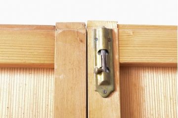 アンティーク建具　杉材　美しい柾目が目を引く板戸2枚セット(引き戸、建具)(R-059209)