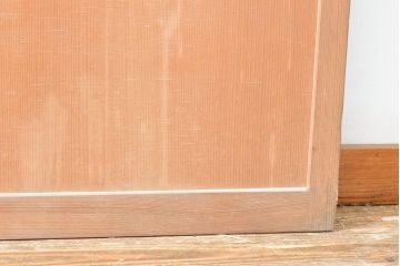 アンティーク建具　杉材　美しい柾目が目を引く板戸1枚(帯戸、引き戸、建具)(R-059210)