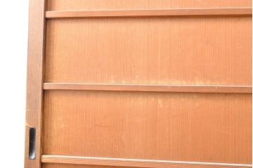 アンティーク建具　杉材　美しい柾目が目を引く板戸1枚(帯戸、引き戸、建具)(R-059210)