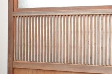 アンティーク建具　昭和初期　模様ガラス　細やかな桟が魅力の裏障子付き格子戸4枚セット(帯ガラス戸、引き戸、障子戸、建具)(R-059211)