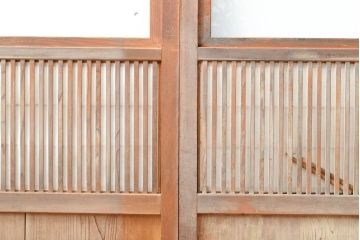 アンティーク建具　昭和初期　模様ガラス　細やかな桟が魅力の裏障子付き格子戸4枚セット(帯ガラス戸、引き戸、障子戸、建具)(R-059211)