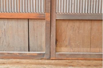 アンティーク建具　昭和初期　模様ガラス　細やかな桟が魅力の裏障子付き格子戸4枚セット(帯ガラス戸、引き戸、障子戸、建具)(R-059211)
