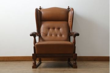希少な絶版品　モリシゲ(MORISHIGE/森繁)　本革(レザー)　クラシカルな空間を演出する凝ったデザインが魅力の1人掛けソファ(1P、一人掛け)(定価約38万円)(R-059219)