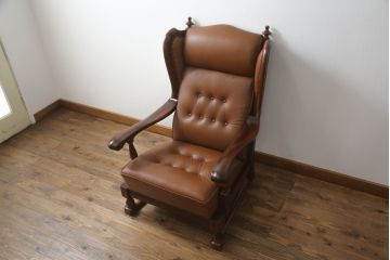 希少な絶版品　モリシゲ(MORISHIGE/森繁)　本革(レザー)　クラシカルな空間を演出する凝ったデザインが魅力の1人掛けソファ(1P、一人掛け)(定価約38万円)(R-059221)