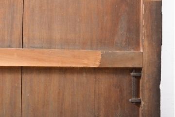 アンティーク建具　総欅(ケヤキ)材　重厚感のある佇まいが魅力の蔵戸1枚(玄関戸、引き戸、建具)(R-059225)