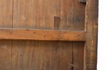 アンティーク建具　総欅(ケヤキ)材　重厚感のある佇まいが魅力の蔵戸1枚(玄関戸、引き戸、建具)(R-059225)