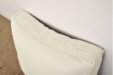 超美品!　新品同様　2021年購入　IDC大塚家具取り扱い　イタリア　Poltrona Frau(ポルトローナフラウ)　1919　シガー用トレー付き本革1人掛けソファ(レザー、ラウンジチェア)(定価約126万円)(R-059226)