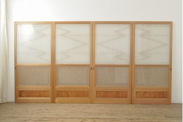 中古　美品　最高級　シンメトリーなデザインが目を引く組子入りガラス帯戸4枚セット(帯戸、引き戸、ガラス戸、建具)(R-059228)