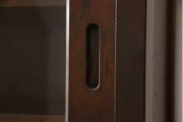 中古　九州民芸家具　カバ材　落ち着いた色合いが大人な雰囲気を醸し出す食器棚(収納棚、戸棚、キャビネット、水屋箪笥)(R-059233)