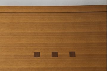 中古　KOSUGA(コスガ)　脚の位置で雰囲気の変化を楽しむことができるダイニングテーブル(定価約20万円)(4人掛け、食卓)(R-059234)
