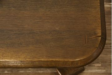 中古　美品　飛騨産業　キツツキ　PROVINCIAL(プロヴィンシャル・プロビンシャル)シリーズ　丸みのあるデザインがかわいらしいセンターテーブル(定価約28万円)(ローテーブル、リビングテーブル)(R-059235)