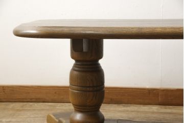 中古　美品　飛騨産業　キツツキ　PROVINCIAL(プロヴィンシャル・プロビンシャル)シリーズ　丸みのあるデザインがかわいらしいセンターテーブル(定価約28万円)(ローテーブル、リビングテーブル)(R-059235)