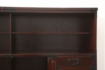 中古　美品　二本松工藝館　田中家具　重厚感ある佇まいが魅力的なサイドボード(リビングボード、戸棚、収納棚)(R-059244)