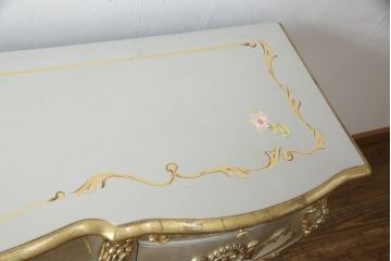 イタリアビンテージ　六本木アピス　ロココ調　シルバーゴールドの装飾がきらびやかな高級コンソールテーブル(定価約80万円)(サイドテーブル、サイドデスク、ヴィンテージ)(R-059245)