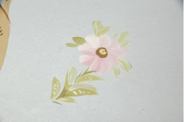 イタリアビンテージ　六本木アピス　ロココ調　シルバーゴールドの装飾がきらびやかな高級コンソールテーブル(定価約80万円)(サイドテーブル、サイドデスク、ヴィンテージ)(R-059245)