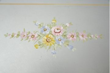 イタリアビンテージ　六本木アピス　ロココ調　シルバーゴールドの装飾がきらびやかな高級コンソールテーブル(定価約80万円)(サイドテーブル、サイドデスク、ヴィンテージ)(R-059245)