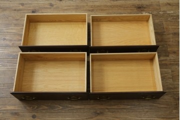 中古　美品　カナダ　ダーラム・ファニチャー(Durham Furniture)　エレガントなデザインの金具が目を引くトールチェスト　(R-059253)