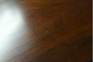 中古　美品　カナダ　ダーラム・ファニチャー(Durham Furniture)　エレガントなデザインの金具が目を引くトールチェスト　(R-059253)