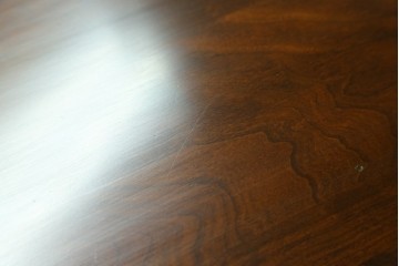 中古　美品　カナダ　ダーラム・ファニチャー(Durham Furniture)　エレガントなデザインの金具が目を引くトールチェスト　(R-059253)