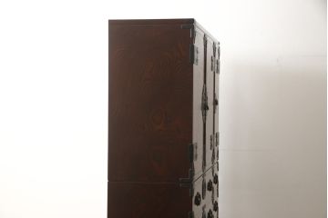 中古　美品　岩谷堂箪笥　北国2号　重厚な雰囲気の収納棚付き衣装箪笥(整理タンス、和タンス、引き出し、上下バラ売り可能)(定価約96万円)(R-059256)