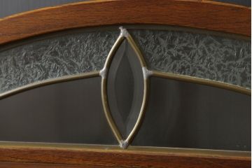 中古　美品　三越　Brugge(ブルージュ)　オーク材　ステンドグラスがアクセントのライティングビューロー(定価約27万円)(簿記机、ワークデスク、在宅ワーク用、在宅用)(R-059259)