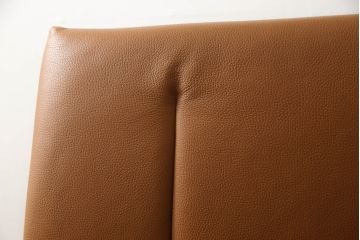 中古　美品　デセデ(de Sede)　フーゴ・デ・ロイターデザイン　DS-166　ゆったりとしたくつろぎの時間を演出する総本革張りの1人掛けリクライニングソファ&オットマンセット(レザー、スツール、1P)(定価約120万円)(R-059263)