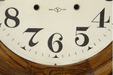 和製アンティーク　電池式　ひし形Y　レトロなデザインが魅力的な掛け時計(古時計)(R-059270)
