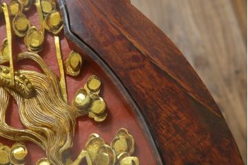 ヴィンテージ家具　超激レア!!　中国美術　王座デザイン　皇帝　まるで美術品のよう、黄金に輝く龍の彫刻が魅力的なセンターテーブル(コーヒーテーブル、ローテーブル、リビングテーブル、ビンテージ)(R-059283)