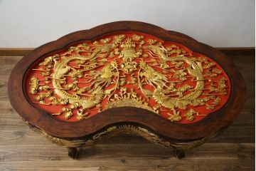 ヴィンテージ家具　超激レア!!　中国美術　王座デザイン　皇帝　まるで美術品のよう、黄金に輝く龍の彫刻が魅力的なセンターテーブル(コーヒーテーブル、ローテーブル、リビングテーブル、ビンテージ)(R-059283)