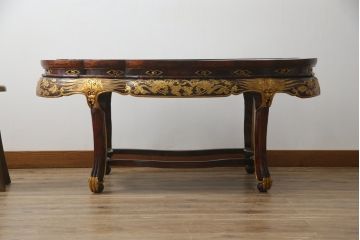ヴィンテージ家具　超激レア!!　中国美術　王座デザイン　皇帝　まるで美術品のよう、黄金に輝く龍の彫刻が魅力的なセンターテーブル(コーヒーテーブル、ローテーブル、リビングテーブル、ビンテージ)(R-059283)