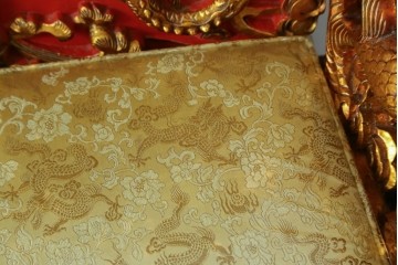 ヴィンテージ家具　超激レア!!　中国美術　皇帝・王座デザイン　黄金に輝く龍の彫刻が高貴なチェア　(R-059286)