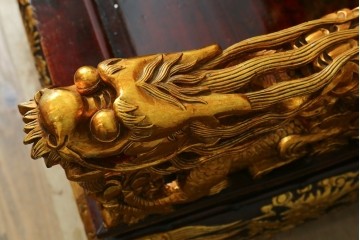 ヴィンテージ家具　超激レア!!　中国美術　皇帝・王座デザイン　黄金に輝く龍の彫刻が高貴なチェア　(R-059286)