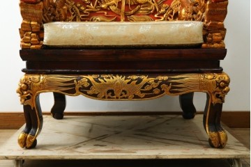 ヴィンテージ家具　超激レア!!　中国美術　皇帝・王座デザイン　黄金に輝く龍の彫刻が高貴なチェア　(R-059286)