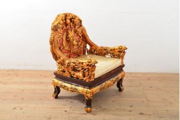 ヴィンテージ家具　超激レア!!　中国美術　王座デザイン　皇帝　黄金に輝く龍の彫刻が高貴な雰囲気を高める1人掛けソファ(1P、ビンテージ、アームソファ、アームチェア、イス、椅子)(R-059286)