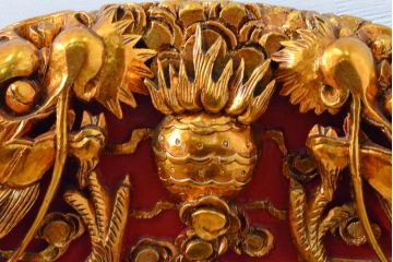 ヴィンテージ家具　超激レア!!　中国美術　王座デザイン　皇帝　黄金に輝く龍の彫刻が高貴な雰囲気を高める1人掛けソファ(1P、ビンテージ、アームソファ、アームチェア、イス、椅子)(R-059286)