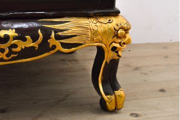 ヴィンテージ家具　超激レア!!　中国美術　王座デザイン　皇帝　黄金に輝く龍の彫刻が高貴な雰囲気を高める1人掛けソファ(1P、ビンテージ、アームソファ、アームチェア、イス、椅子)(R-059286)