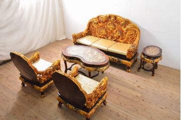 ヴィンテージ家具　超激レア!!　中国美術　王座デザイン　皇帝　黄金に輝く龍の彫刻が高貴な雰囲気を高める1人掛けソファ(1P、ビンテージ、アームソファ、アームチェア、イス、椅子)(R-059286)