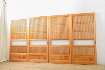 ビンテージ建具　超美品　美しい桟が魅力的な裏障子付き格子戸4枚セット(帯ガラス戸、引き戸、障子戸、建具、ヴィンテージ)(R-059287)