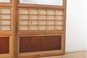 アンティーク建具　昭和初期　高級品!　幅狭タイプ　和の雰囲気を高める裏障子付き格子戸4枚セット(帯ガラス戸、引き戸、障子戸、建具)(R-059288)