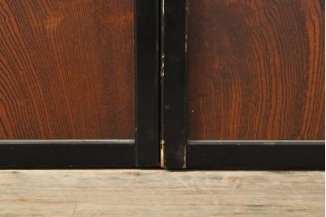 アンティーク建具　黒い框がモダンな印象を高める障子戸4枚セット(引き戸、建具)(R-059310)