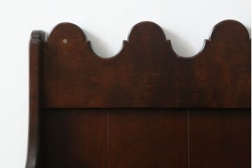 中古　美品　松本民芸家具　クラシカルで華やかな印象のウォールラック(壁掛けラック、吊り棚、レターホルダー)(R-059311)