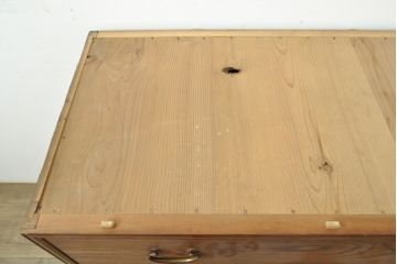 和製アンティーク　大正昭和初期　前面欅材(ケヤキ材)　上手物!!銅製の金具と横桟が魅力的な造りの良いローボード(テレビ台、テレビボード、リビングボード、ローチェスト、引き出し)(R-059315)